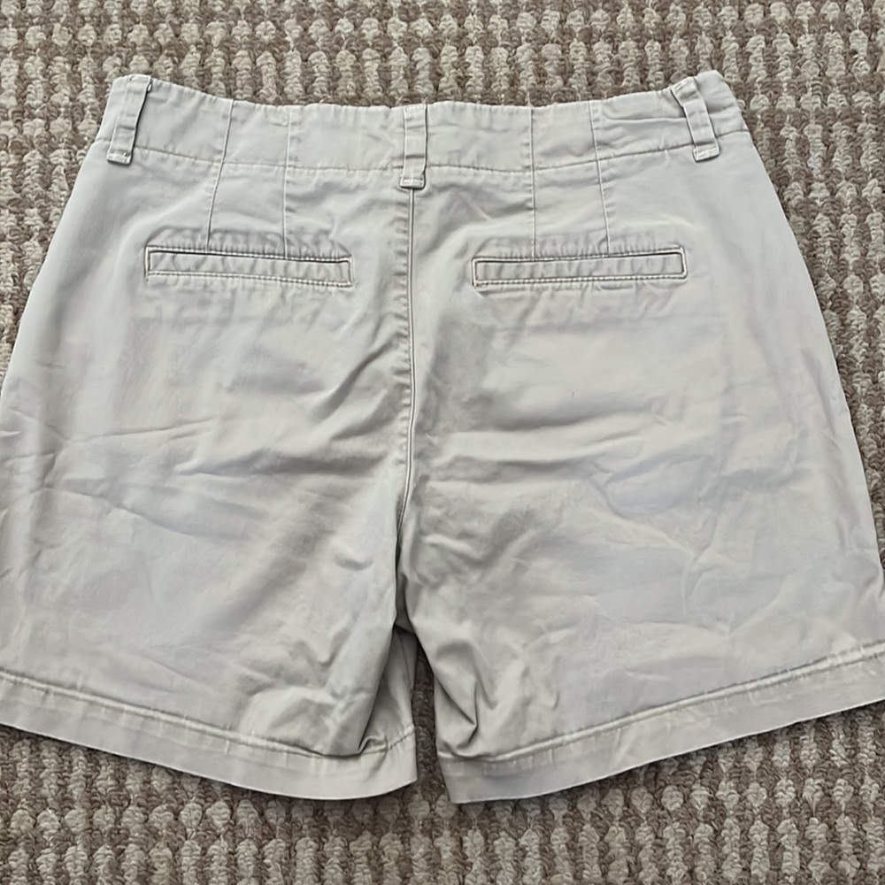 Shorts - Picture 2 of 3